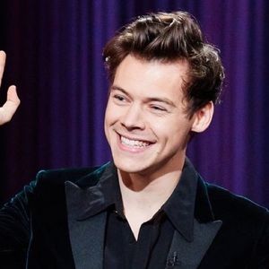 Meet your Posher, Kikiara